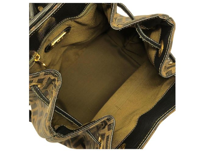 Zaino in tela e pelle nera e marrone Fendi Nero - vista 8