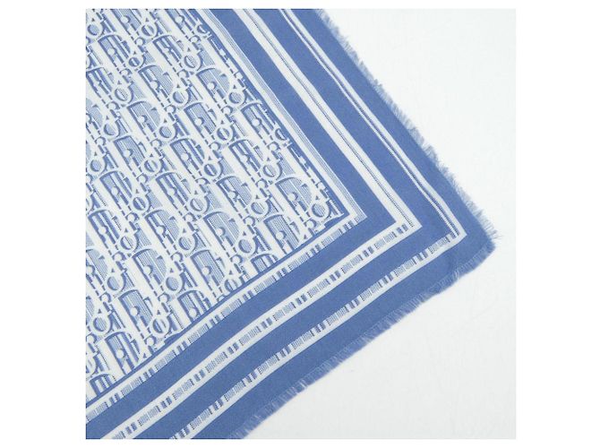 Blau-weißer Schal von Christian Dior - Ansicht 2
