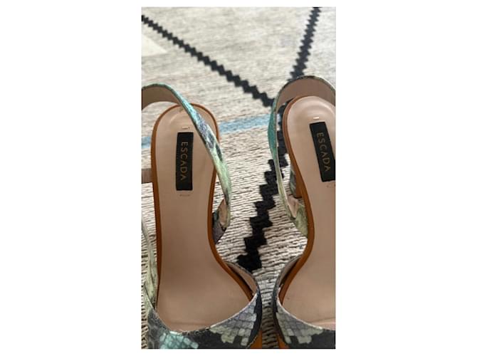 Escada Salto Slingback Estampado de Python Verde Cinza Roxo Impressão em python - vista 2
