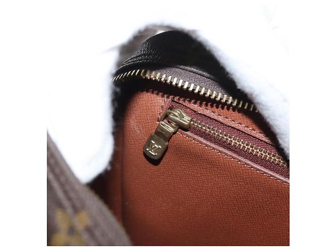 LOUIS VUITTON Bolsa de Hombro Monogram Jeune Fille MM M51226 LV Auth 133232 Monograma - vista 22