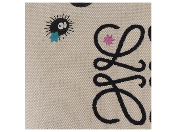 LOEWE - Bolsa Susuwatari de Studio Ghibli El Viaje de Chihiro en lona crema Auth 167021SM Crudo - vista 20