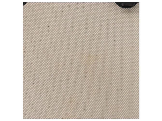 LOEWE - Bolsa Susuwatari de Studio Ghibli El Viaje de Chihiro en lona crema Auth 167021SM Crudo - vista 3