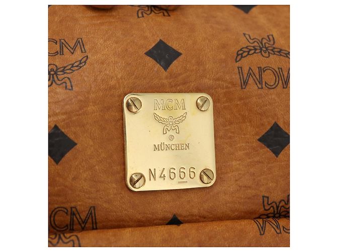 MCM Vicetos Mini Logogram Boston Bag in pelle PVC marrone e oro Auth ki6516 D'oro - vista 12