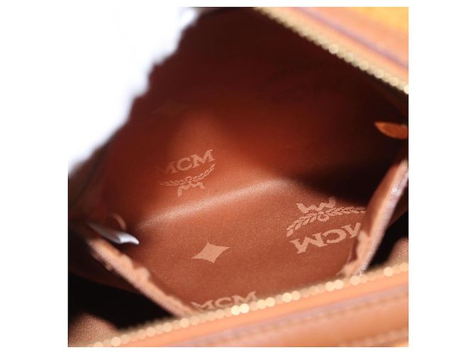 MCM Vicetos Mini Logogram Boston Bag in pelle PVC marrone e oro Auth ki6516 D'oro - vista 22