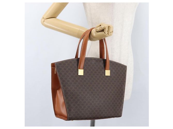 Céline Borsa a mano in tela Macadam CELINE in pelle PVC marrone e oro Auth mr2058 D'oro - vista 25