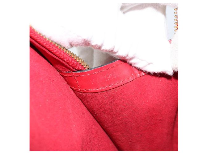 LOUIS VUITTON Bolso de Hombro Epi Lussac Rojo M52287 LV Auth 172737 Roja - vista 12