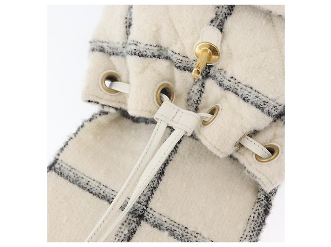 CHANEL Zaino Matelassé con Catena Tweed Bianco Oro CC Auth 172472SM D'oro - vista 22