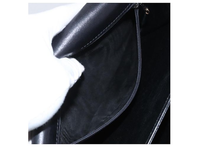 Borsa a Spalla CÉLINE Carrozza in Pelle Nera e Oro Auth ki6513 Nero D'oro - vista 23