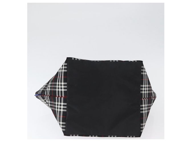 Borsa a mano Burberrys Nova Check Blue Label in nylon nero e argento Auth fm5217 - vista 5