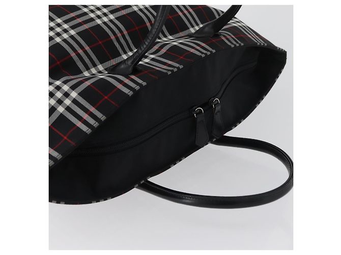 Borsa a mano Burberrys Nova Check Blue Label in nylon nero e argento Auth fm5217 - vista 6
