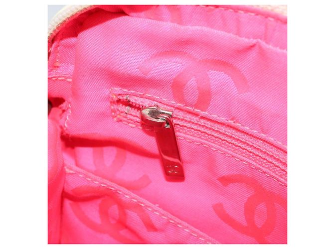 CHANEL Sac à épaule Cambon en cuir d'agneau blanc et noir CC Auth 172750 - vue 22