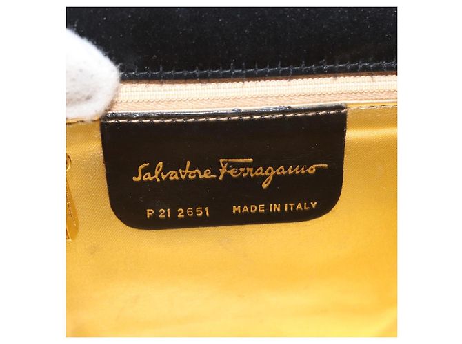 Bolso de Hombro Salvatore Ferragamo Vala Satén Negro Oro Auth BA11117 Dorado - vista 12