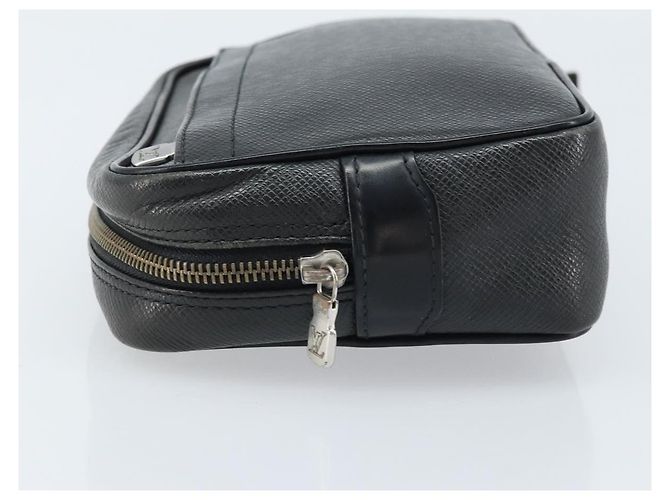 LOUIS VUITTON Taiga Karga Clutch Bag Ardoise M30812 LV Auth ka2832 Grigio - vista 4
