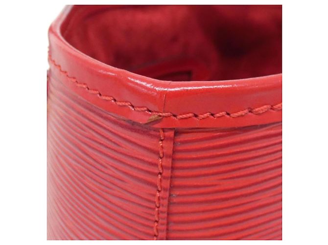 Borsa a mano Petite Bucket Epi Louis Vuitton Rosso - vista 4