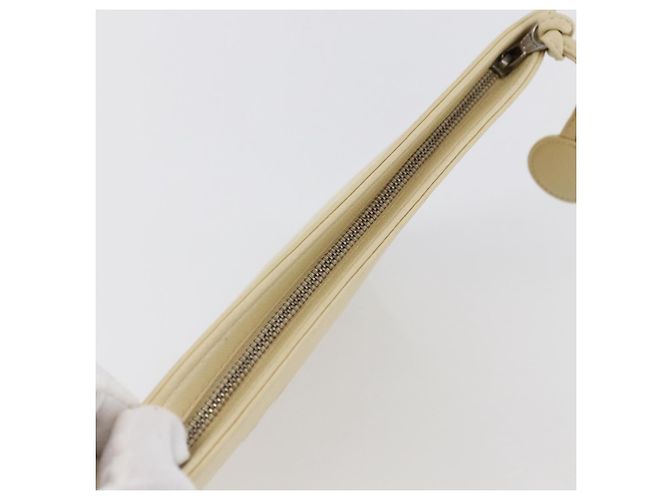 Clutch de cuero vintage con logo CC de Chanel beige - vista 8