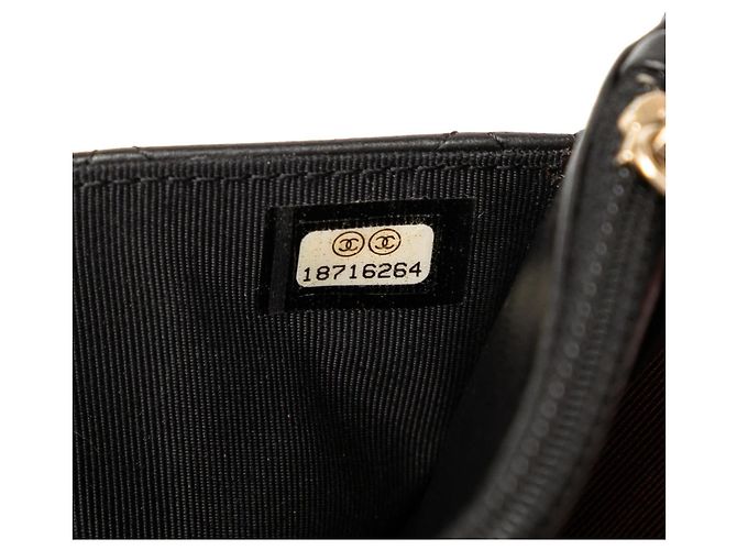 Borsa a tracolla in tweed di Chanel con portamonete Nero Bianco - vista 13