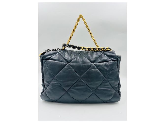 Chanel 19 Maxi Flap Borsa a spalla nera in pelle di agnello Nero - vista 7