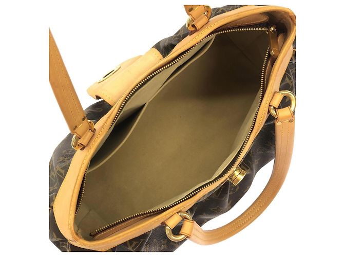Borsa a Spalla Monogram Boétie MM di Louis Vuitton Marrone - vista 8