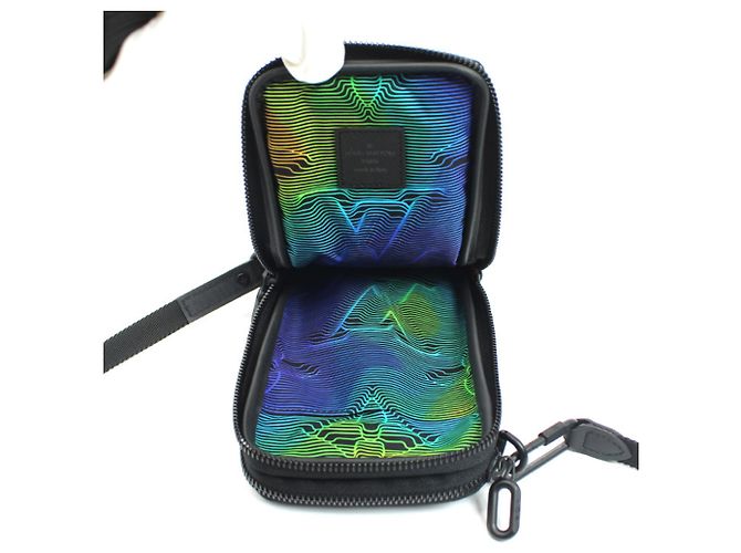 Borsa a Spalla Doppia per Telefono Monogramma 3D Louis Vuitton Nero - vista 3