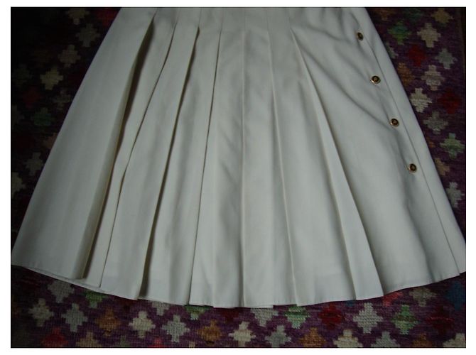 falda blanca plisada inconnue con botones dorados Talla 44 Blanco - vista 4