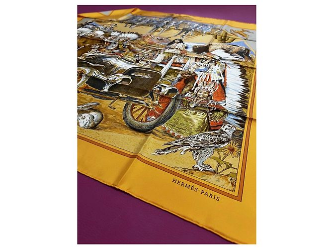 Foulard in seta Hermès 'Concours d'Elegance' Marrone Bianco Rosso Blu Grigio Giallo Gold hardware - vista 11