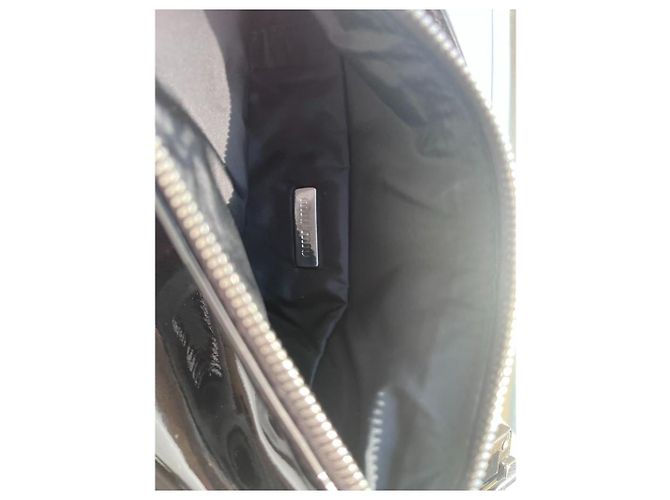 Borsa a tracolla Miu Miu in pelle verniciata grigia Grigio antracite - vista 3