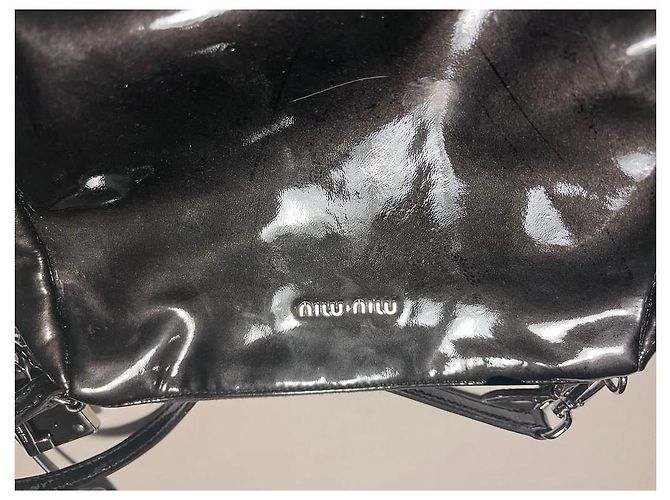Borsa a tracolla Miu Miu in pelle verniciata grigia Grigio antracite - vista 4
