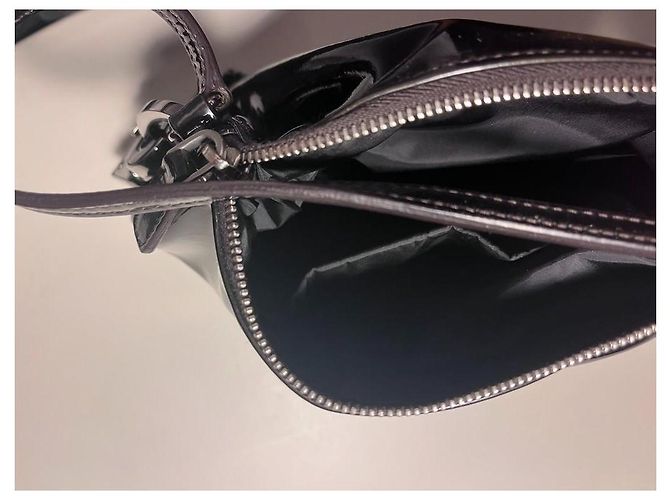 Borsa a tracolla Miu Miu in pelle verniciata grigia Grigio antracite - vista 5