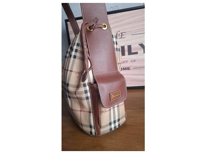 Borsa a secchiello Burberry Nova Check in pelle e tela Marrone Beige - vista 3