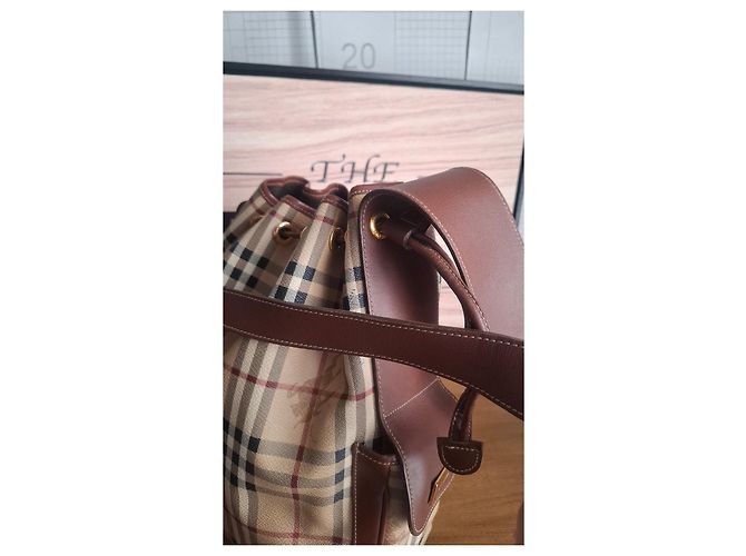 Borsa a secchiello Burberry Nova Check in pelle e tela Marrone Beige - vista 4