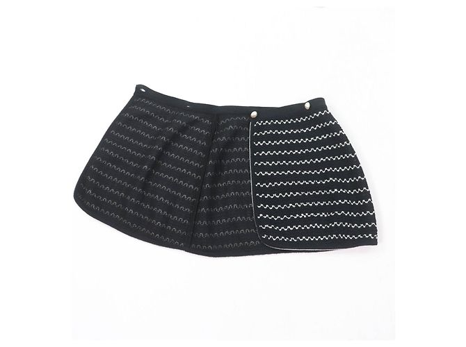 Timeless Falda de algodón y rayón Chanel P49277 Negro Blanco - vista 5