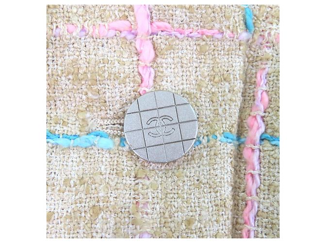 Timeless Abrigo de Viscosa (rayón) con Botones COCO de Chanel Beige - vista 6