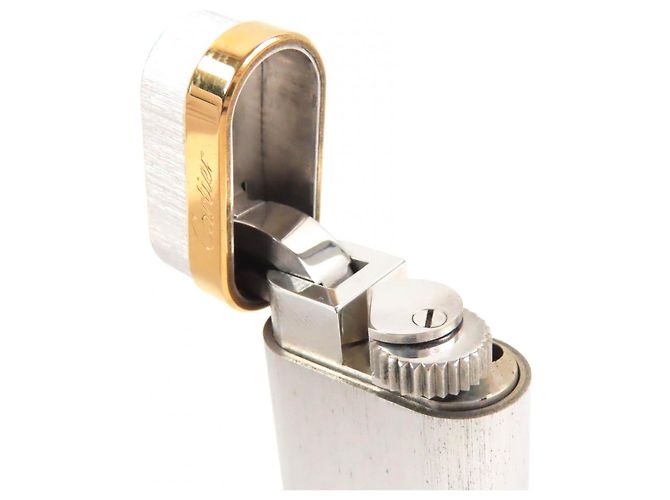 Briquet ovale Cartier Hairline Nouveau Modèle Accessoires de Fumer Argenté - vue 7