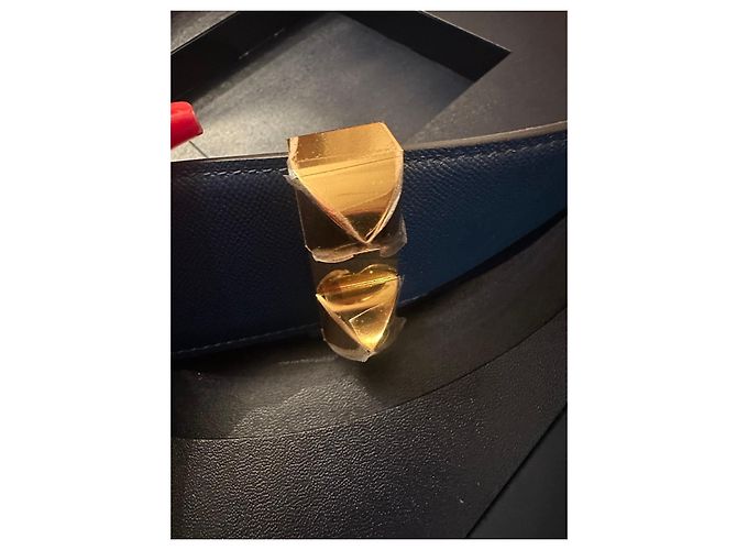 Cinto Hermès em couro azul com hardware dourado Gold hardware - vista 4