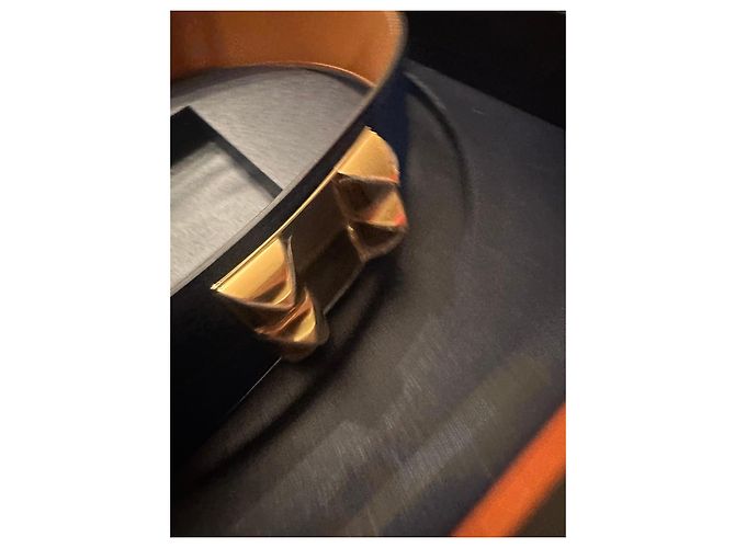 Cinto Hermès em couro azul com hardware dourado Gold hardware - vista 6