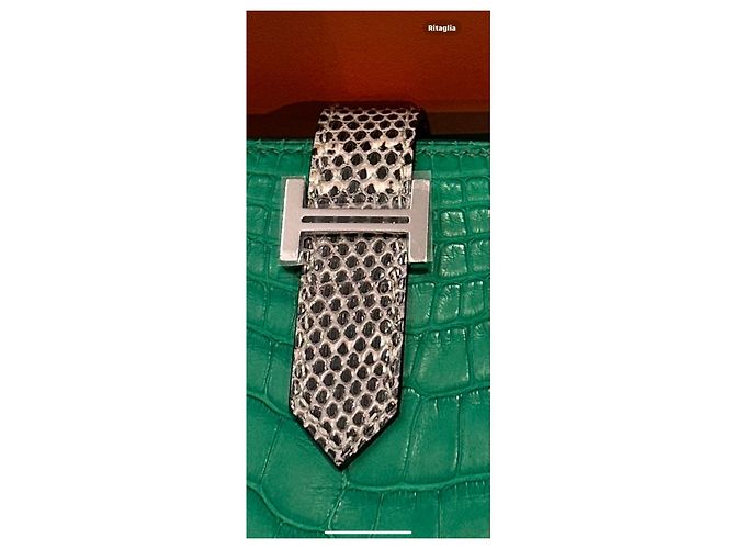 Hermès Bearn Soufflet Wallet in Exotic Leather Green - view 2