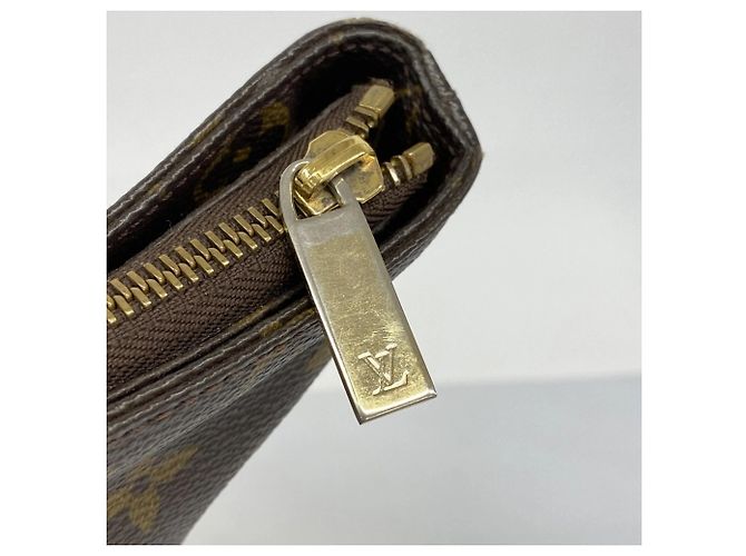 Borsa Tote Cabas Mezzo Monogram di Louis Vuitton Marrone - vista 16