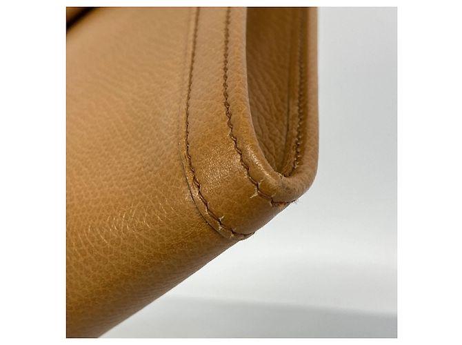 Bolso Clutch Jige PM de Hermès en Cuero Ardennes Dorado - vista 6