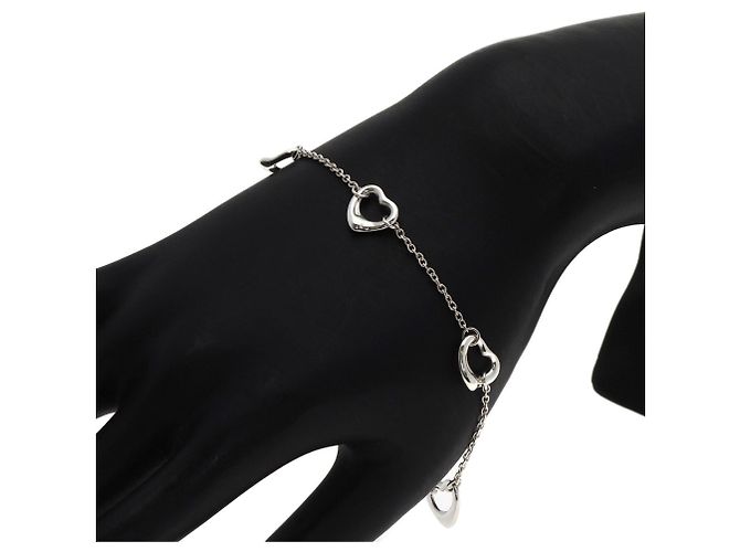 Bracciale in argento Open Heart di Tiffany & Co. - vista 7