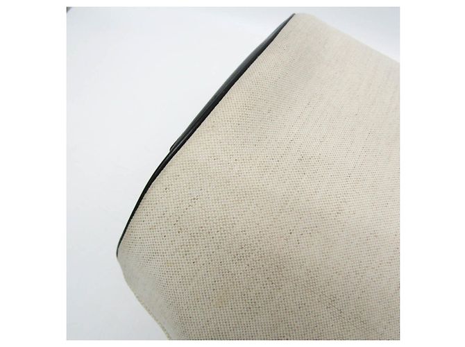 Bolso grande tipo bucket Burberry Negro Beige - vista 8