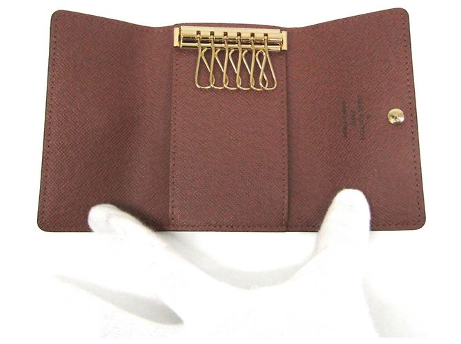 Llave de Monograma Louis Vuitton Castaño - vista 4