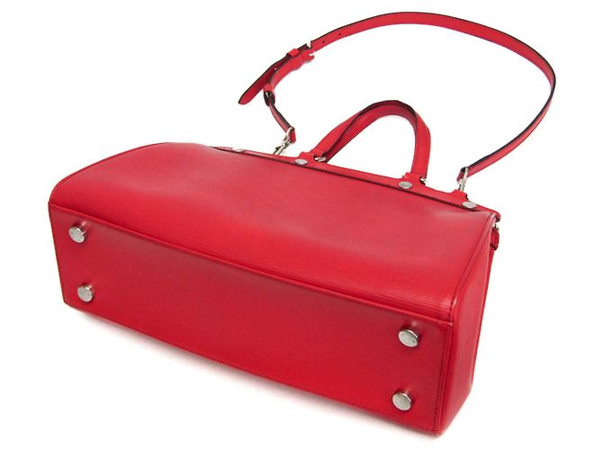 Borsa Louis Vuitton Epi Blair MM in Rosso Coquelicot - vista 2