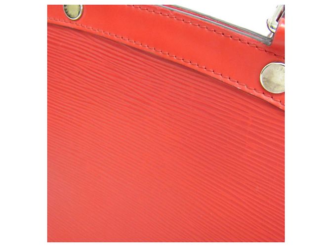 Borsa Louis Vuitton Epi Blair MM in Rosso Coquelicot - vista 8