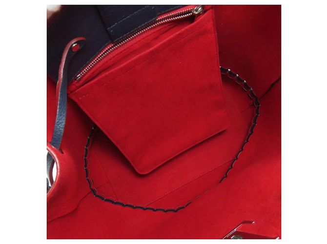 Borsa a Spalla Lockme Bucket M54681 di Louis Vuitton Blu navy - vista 5