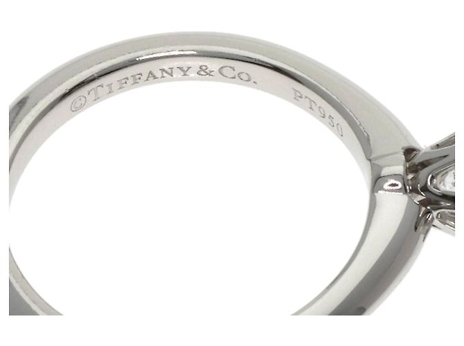 Tiffany & Co. Solitär-Diamantring aus Platin - Ansicht 5
