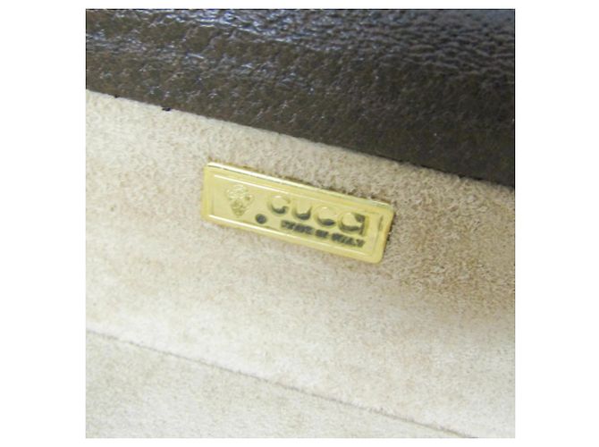 Valigetta in pelle Interlocking G di Gucci Marrone - vista 16