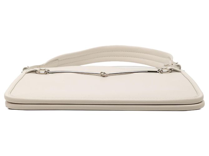 Borsa a spalla Gucci bianca in pelle di vitello piccola con morsetto sottile. - vista 3