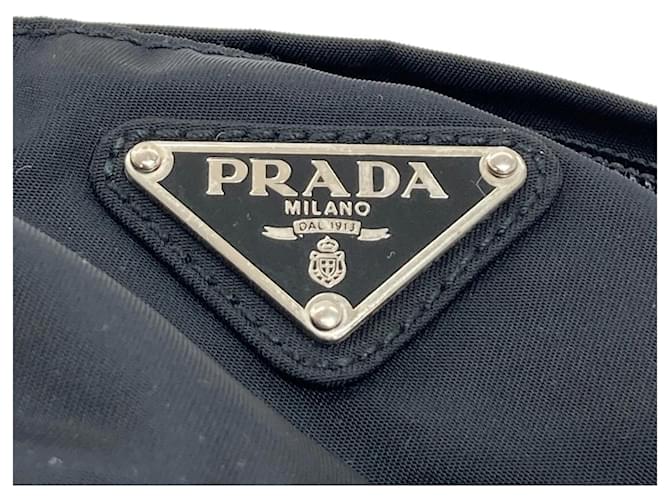 Borsa a tracolla in nylon nero Prada - vista 8