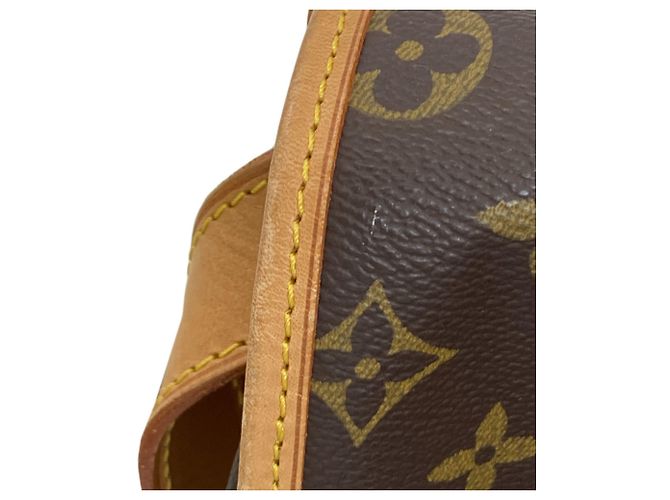 Borsa a Spalla Saumur 35 Louis Vuitton Marrone Monogramma - vista 15