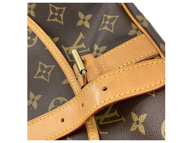 Borsa a Spalla Saumur 35 Louis Vuitton Marrone Monogramma - vista 16